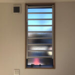 【海老名市 リフォーム】外開き窓でも防犯対策!LIXIL室内面格子の設置で安心の住まいへ