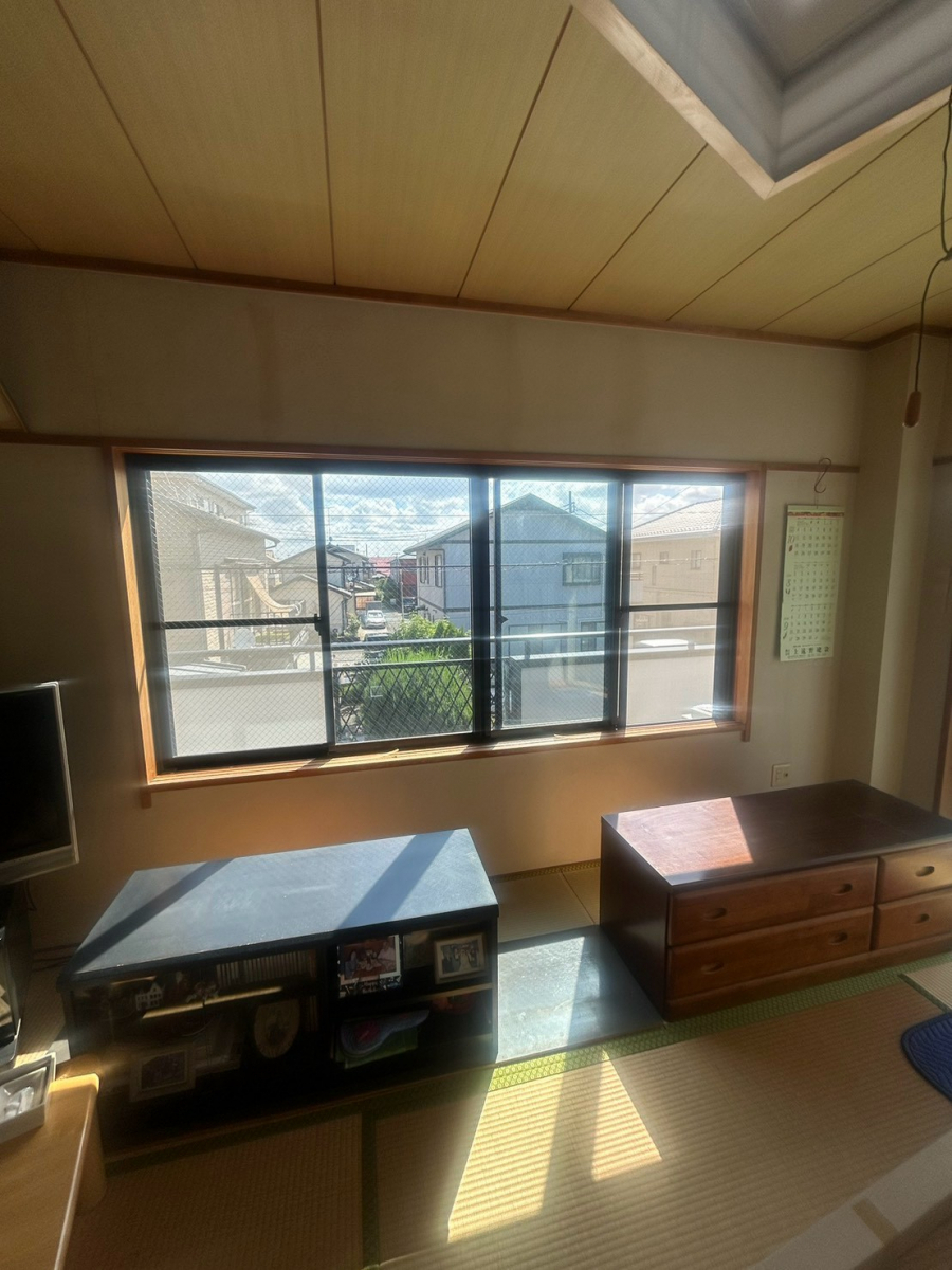 残暑のエアコンが効かない原因は?海老名市でできる窓の遮熱対策