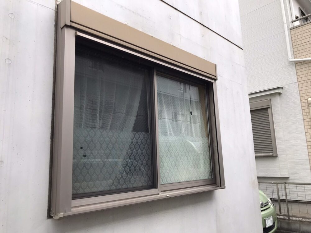 シャッター付き窓に面格子は付けられる?海老名市で防犯と防災対策を両立